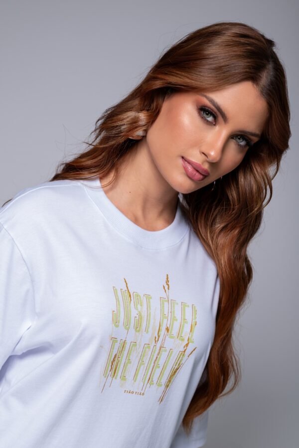 T-Shirt Over Campo Feminina - Imagem 6